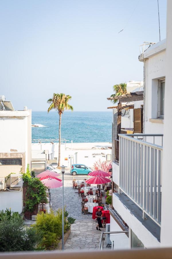 Light House - Seafront Cosy Studio With Library Pafos Exterior foto